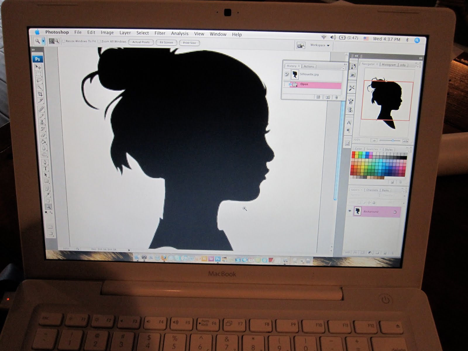 Second Street East: DIY Silhouette Art