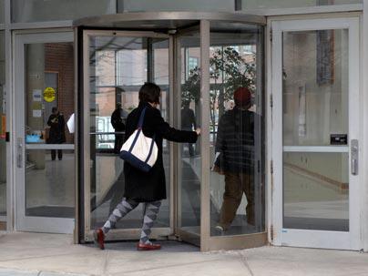 Anahi blog de Temas de Fisica: EQUILIBRIO ROTACIONAL