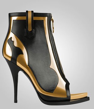 [givenchy3.bmp]