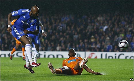 [Anelka%20flight.jpg]