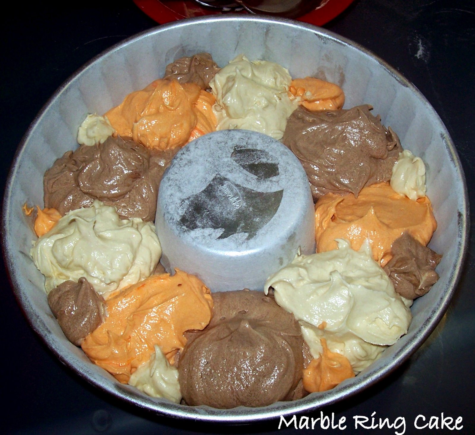[Marble+Ring+Cake5.JPG]