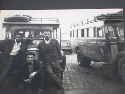 Salih, Mehmet,Veysel Dayılarım ve Karaduman otobüsleri