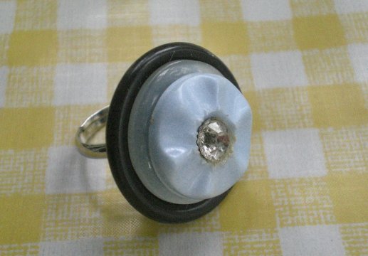 [buttonrings+023.jpg]