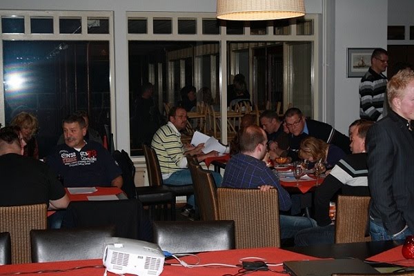 [gezelligheid+koi2000+receptie.jpg]