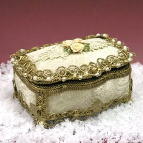 velvet jewelry cases