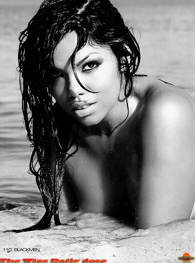 [PaolaGarcia.scan.502-thewizsdailydose.jpg]