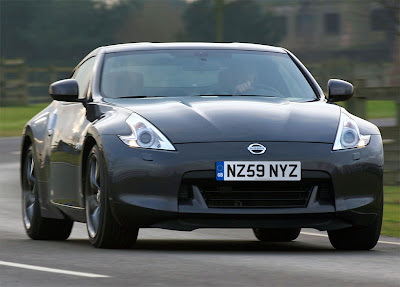 2010 Nissan 370Z Black Edition Front Angle View