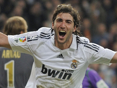 real madrid logo wallpaper. real madrid logo wallpaper. real madrid logo wallpaper.