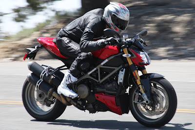 2009 Ducati Streetfighter S Action