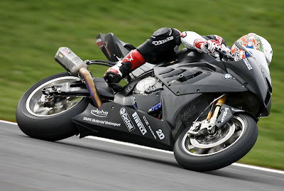 2009 BMW S1000RR Top Action