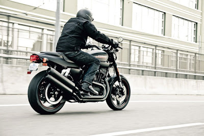 2010 Harley-Davidson XR1200X Test Road