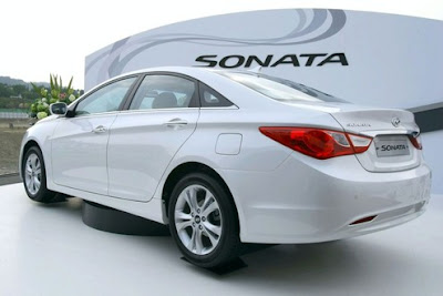 2011 Hyundai Sonata Rear View