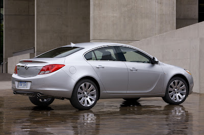 2011 Buick Regal Side View