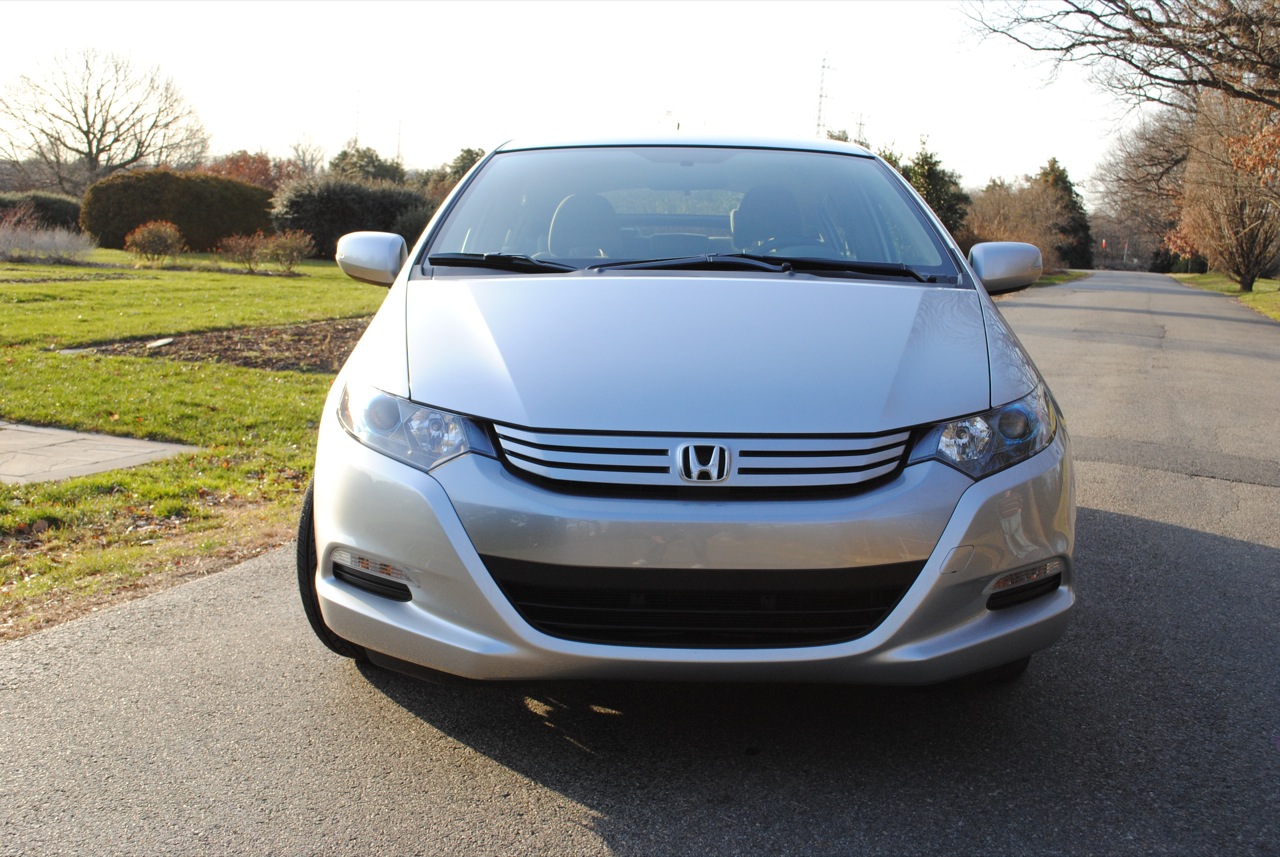 [2010-Honda-Insight-Front-View.JPG]