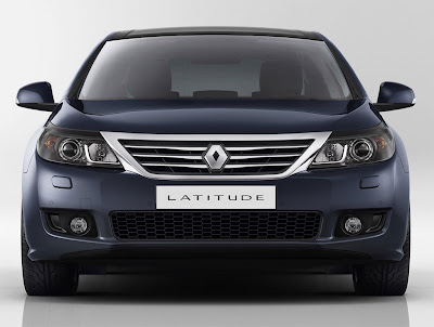 2011 Renault Latitude Front View