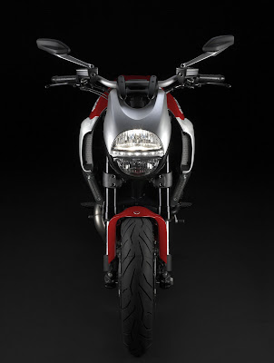 2011 Ducati Diavel Front View