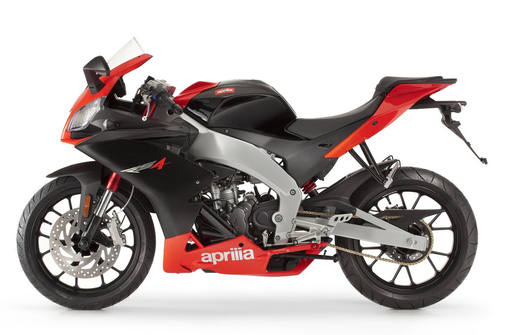 Aprilia Rs4 125. 2011 Aprilia RS4 125 Official