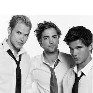 Robert Pattinson With The Twilight Newmoon Cast Robert Pattinson | casino