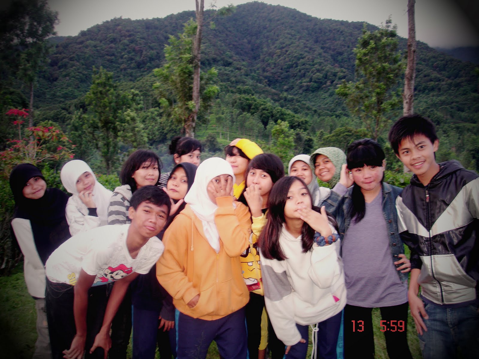 Puncak Segelas Perjalanan