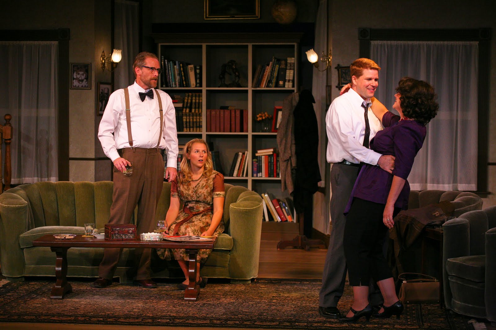 the glass menagerie and desire under The glass menagerie, under pressure both from outside and within in 1947 a street car named desire opened in new york and ran for 885 performances. the glass menagerie and desire under The glass menagerie, under pressure both from outside and within in 1947 a street car named desire opened in new york and ran for 885 performances.