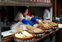 snack seller on Jinli street