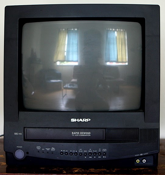 Leaving Philly Sale Sharp 13 inch TV/VCR combo 35