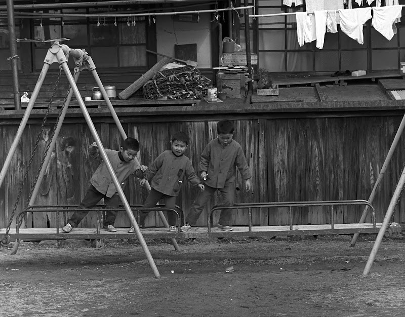 Commemorating the art of Richard Tudor Hibbert: Japanese Playground Swing