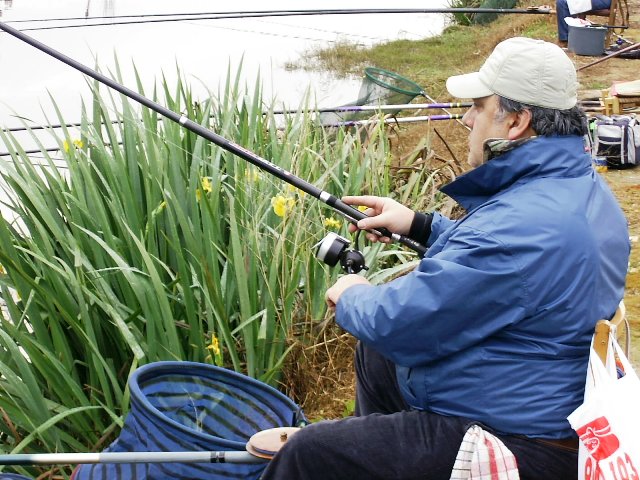 [Mod.46-+Pesca+de+carpas.JPG]