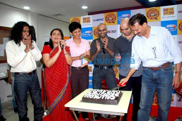 Jhootha Hi Sahi Limca Book of Records Mention Event with Radio City