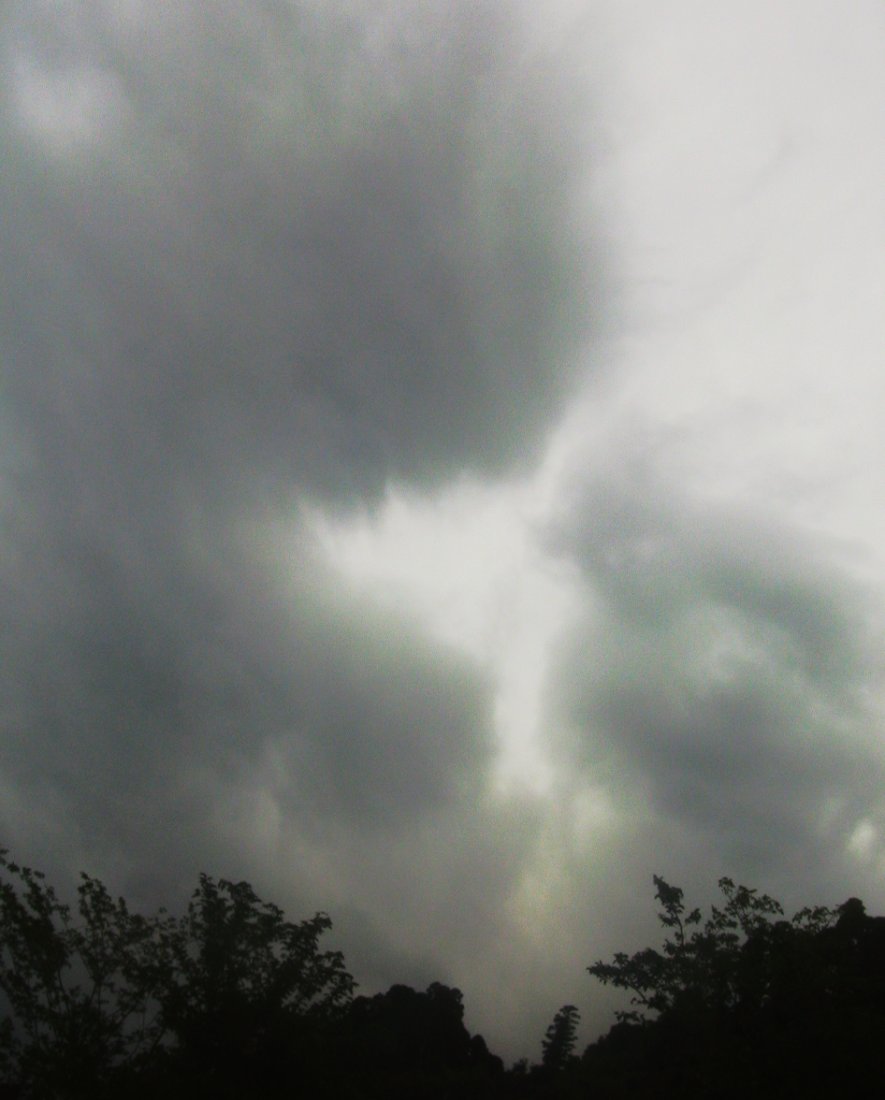 [bigcloud+05a.JPG]