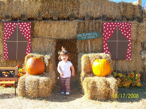 Kayla's Pumpkin Patch Day!