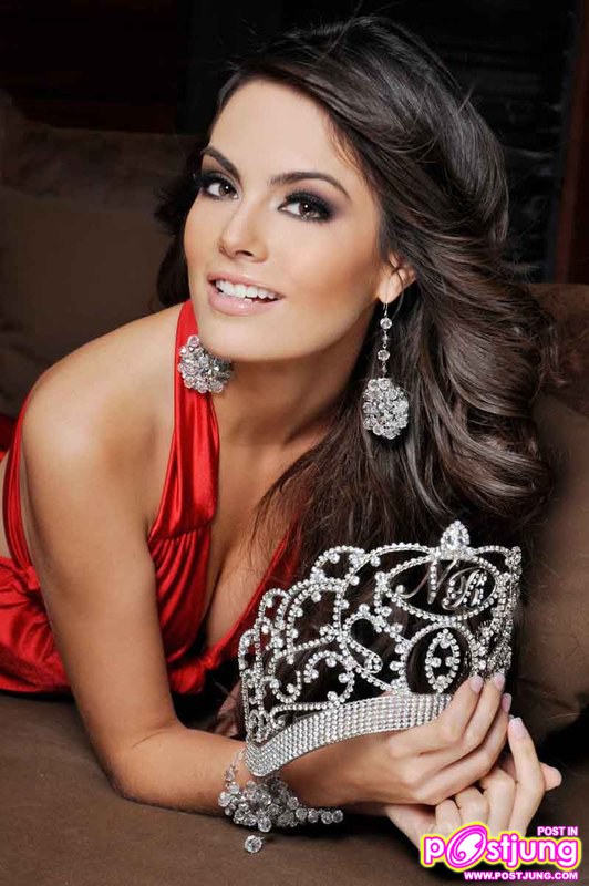  is Miss Mexico Jimena Navarrete Way to go Mexico well worth the wait