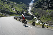 Sykle opp Trollstigen