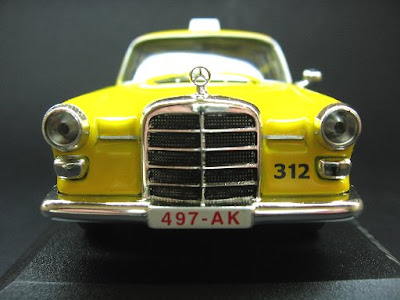 Mercedes 200 - Bruxelas - 1962