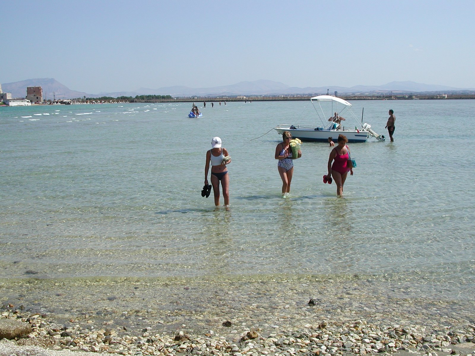 [DSCN9890.JPG]
