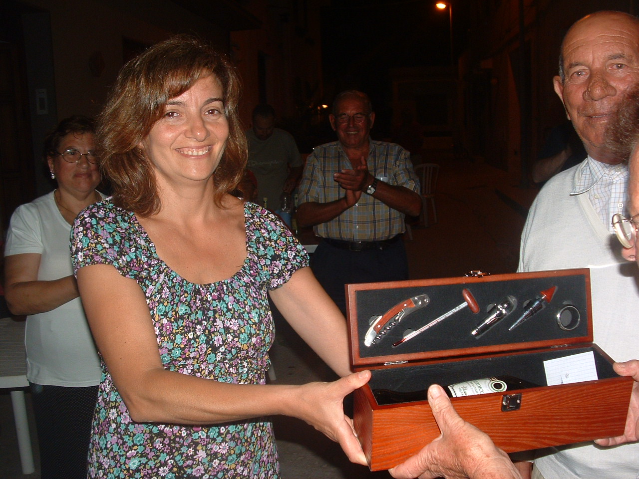 [7-8-09+1°+premio+consegna+la-valletta-Michela.JPG]