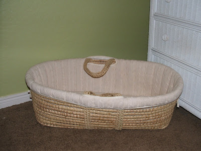 tadpoles cable knit moses basket