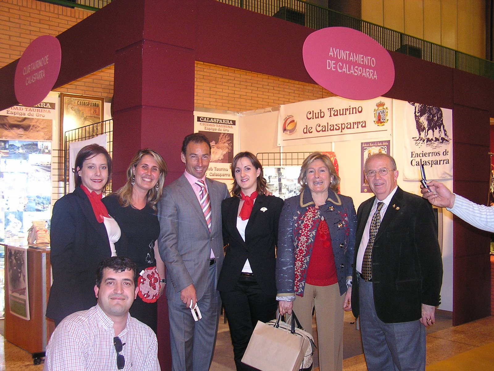 [pepin+liria+en+el+stand+en+2008.jpg]