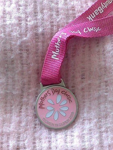 [Mothers+Day+Classic+2008+Medal.jpg]