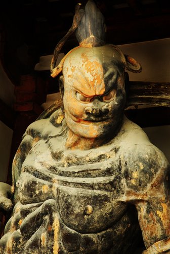 [buddhist+statues+found+in+Indonesia+WQ.jpg]