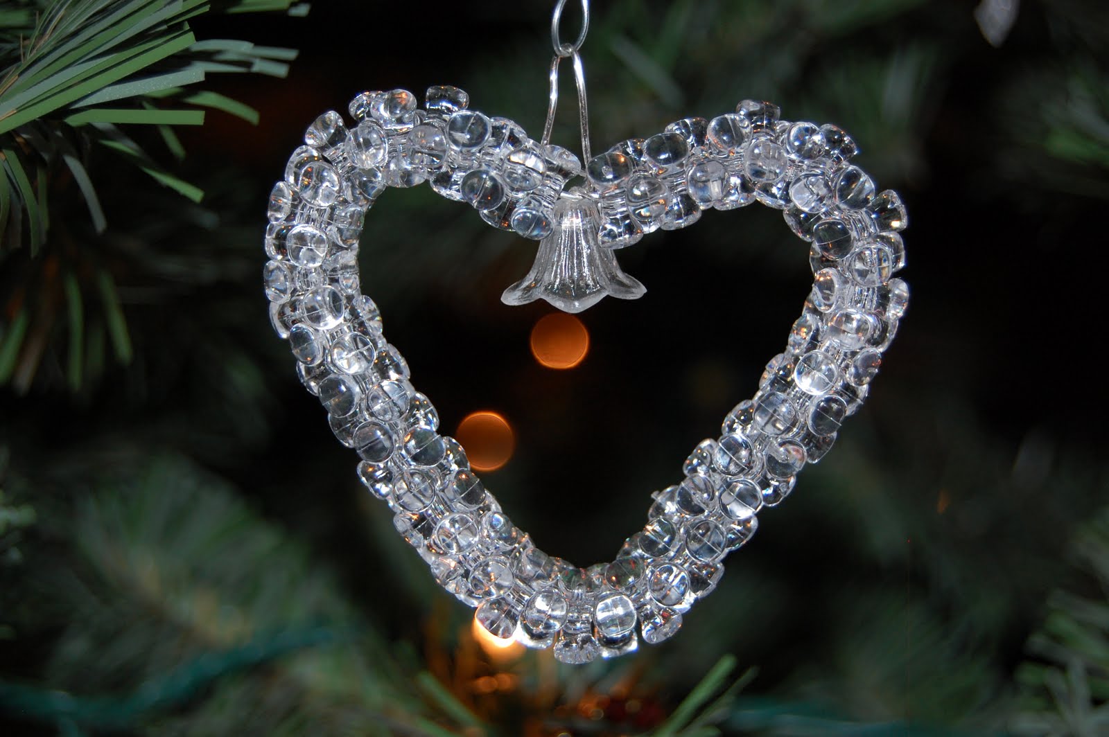 Learning together to be Joyful, Natural & Peaceful Christmas bead