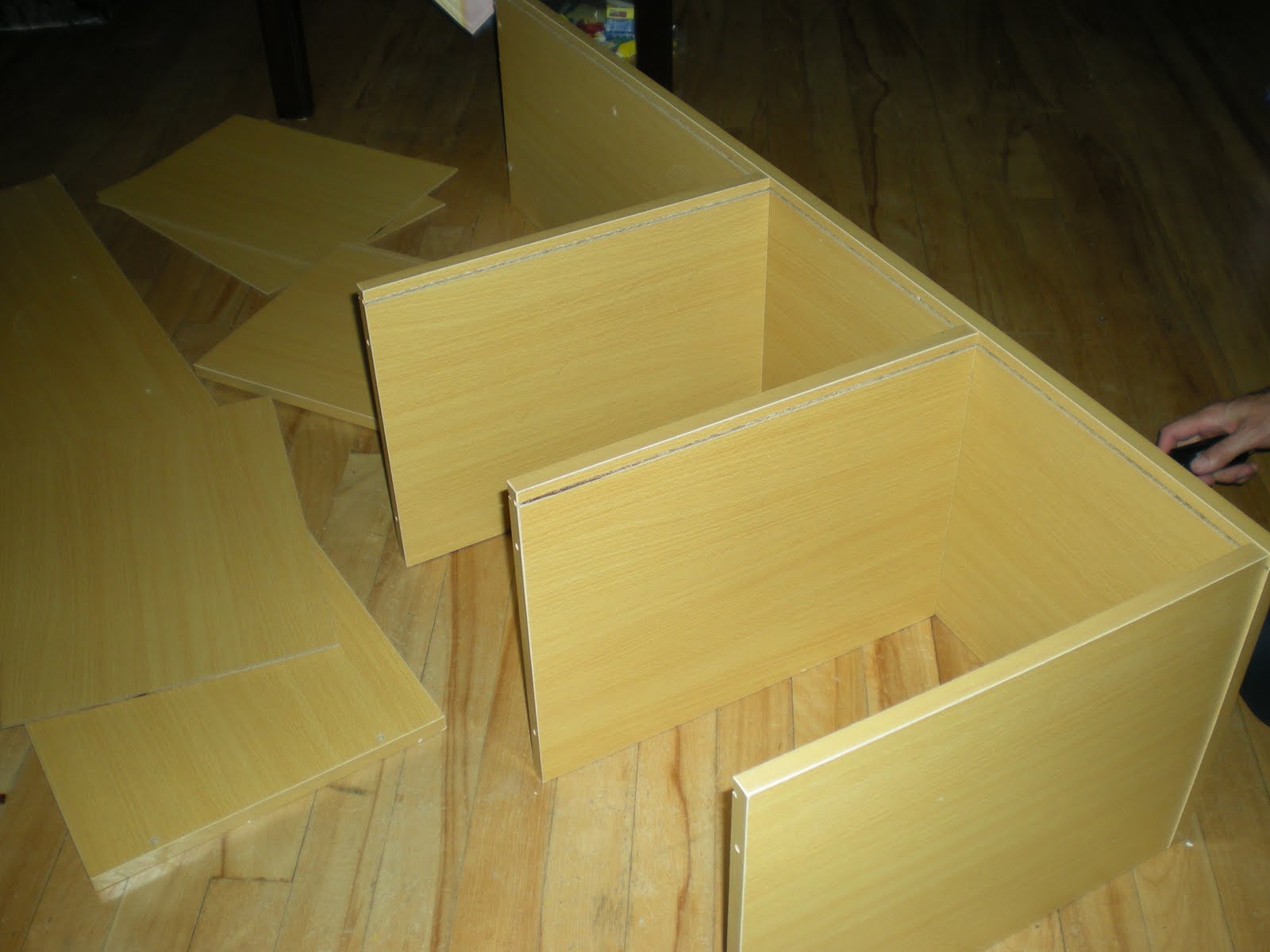 [bookcase+004.JPG]