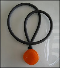 Gummi och läder igen !