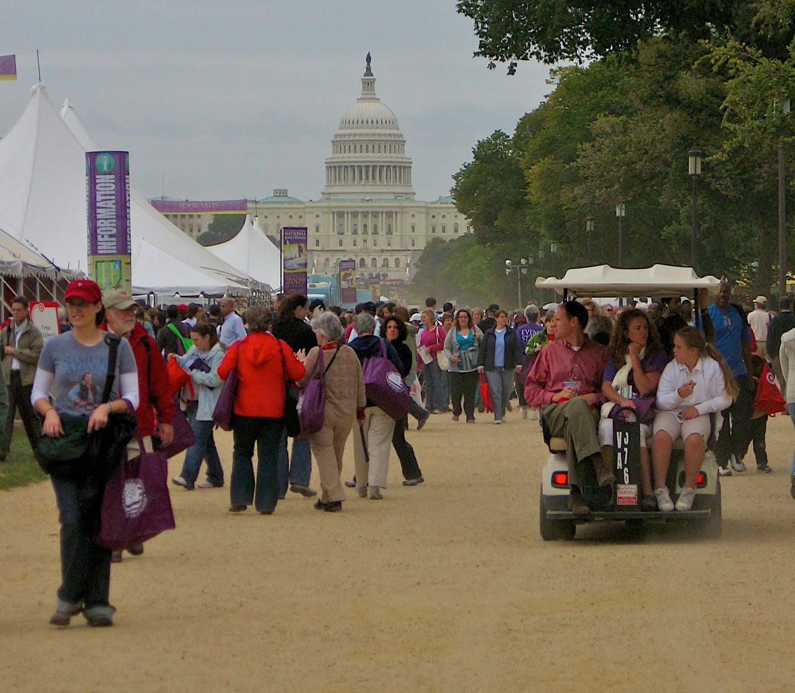 [Capitol+in+Background.jpg]
