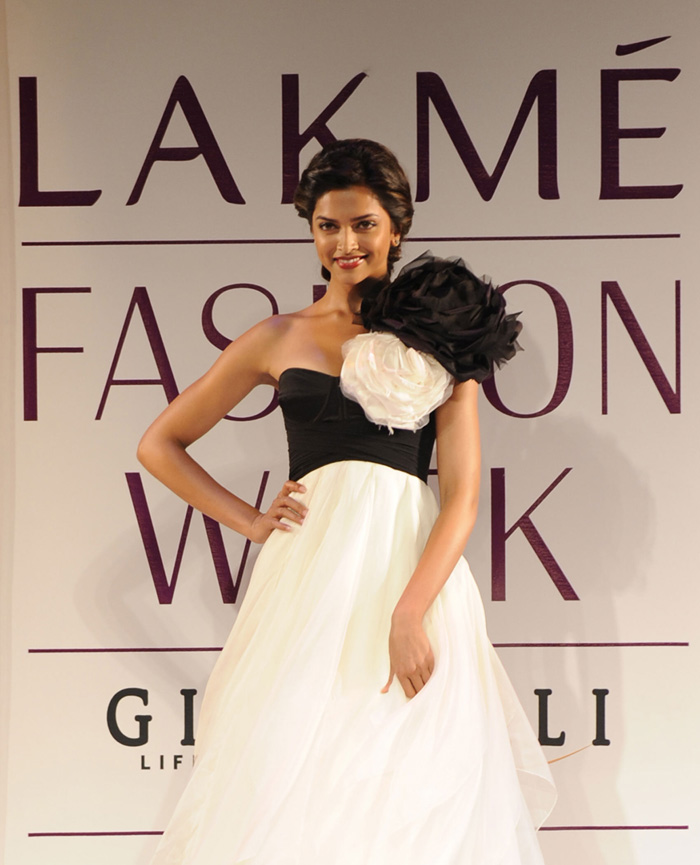 Lakme Fashion Week Mumbai Dates Lakme Fashion Week Mumbai Dates
