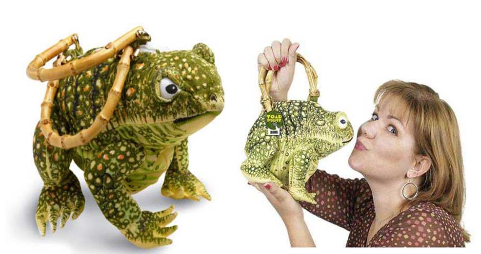 [purse+frog.JPG]