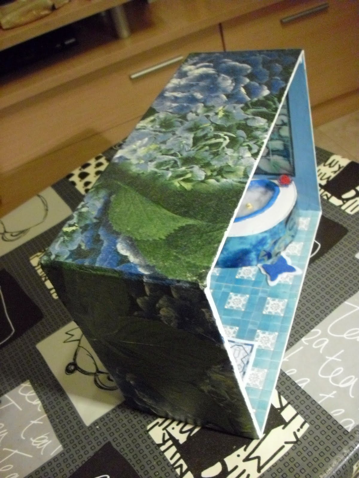 El mundo de Eva: ESCENA 7º: BAÑO AZUL