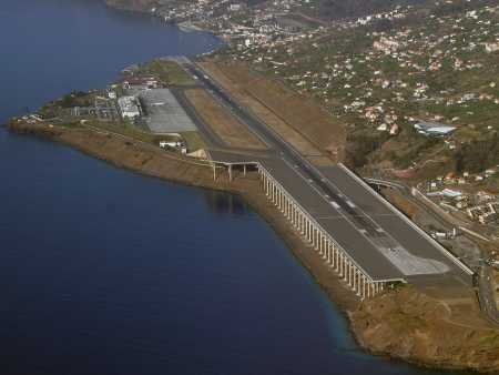 [aeroporto-madeira1.jpg]