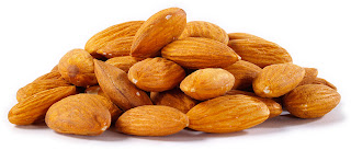 Raw almonds