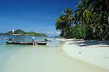 PANTAI TELUK BUNGUS